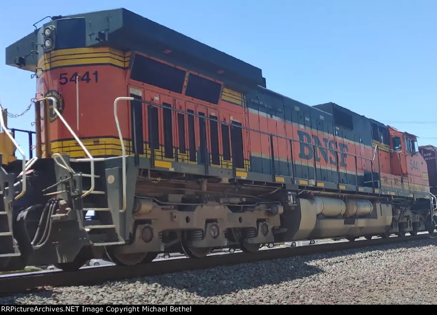 BNSF 5441